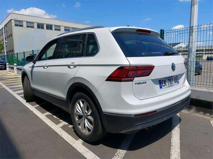 Photo 2 VIN: WVGZZZ5NZHW888058 - VOLKSWAGEN TIGUAN 