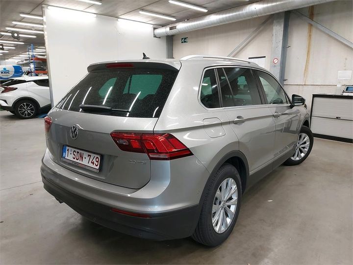 Photo 2 VIN: WVGZZZ5NZHW890137 - VOLKSWAGEN TIGUAN 