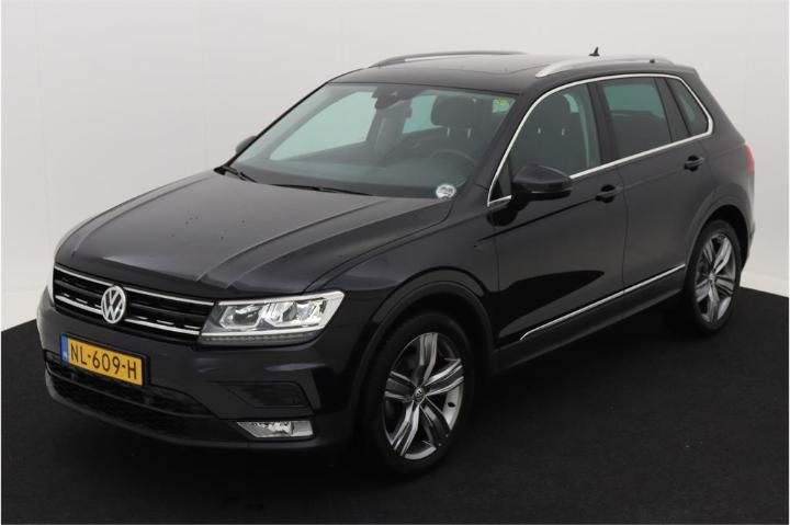 Photo 1 VIN: WVGZZZ5NZHW894374 - VOLKSWAGEN TIGUAN 