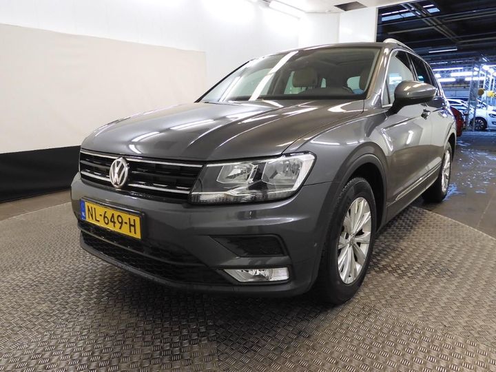 Photo 1 VIN: WVGZZZ5NZHW894435 - VOLKSWAGEN TIGUAN 