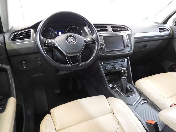 Photo 3 VIN: WVGZZZ5NZHW894435 - VOLKSWAGEN TIGUAN 