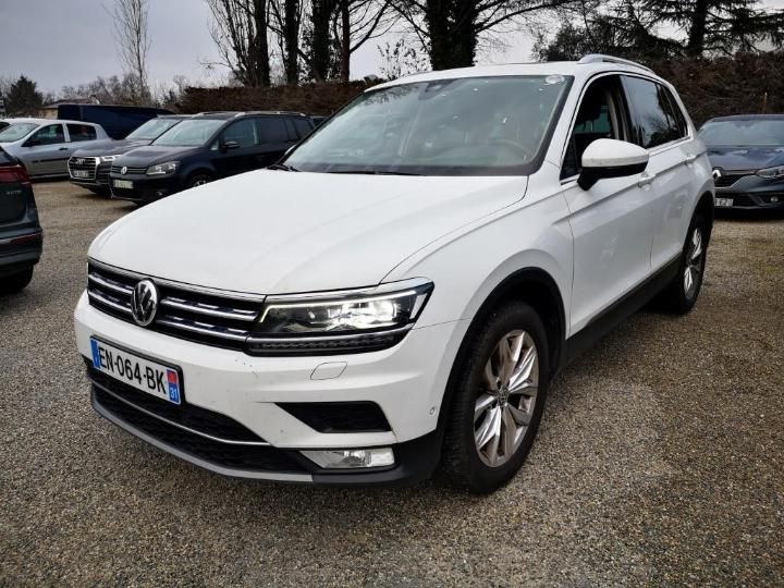 Photo 1 VIN: WVGZZZ5NZHW896016 - VOLKSWAGEN TIGUAN 