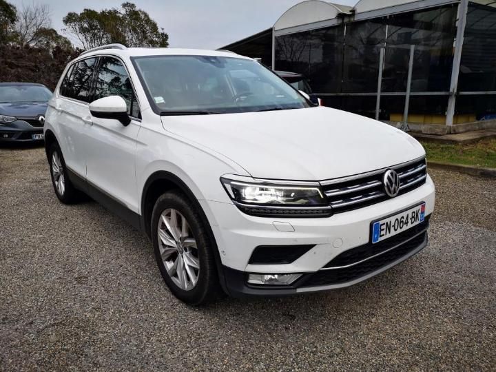 Photo 3 VIN: WVGZZZ5NZHW896016 - VOLKSWAGEN TIGUAN 