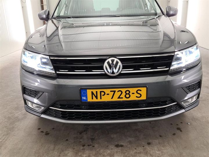 Photo 5 VIN: WVGZZZ5NZHW908087 - VOLKSWAGEN TIGUAN 