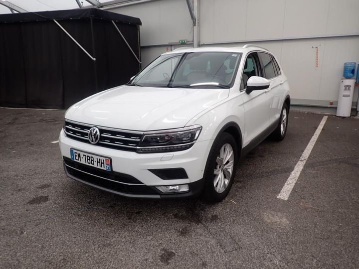 Photo 1 VIN: WVGZZZ5NZHW912572 - VOLKSWAGEN TIGUAN 