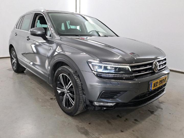 Photo 2 VIN: WVGZZZ5NZHW926969 - VOLKSWAGEN TIGUAN 