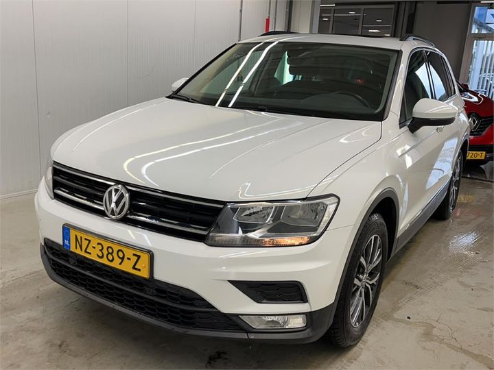 Photo 2 VIN: WVGZZZ5NZHW928230 - VOLKSWAGEN TIGUAN 