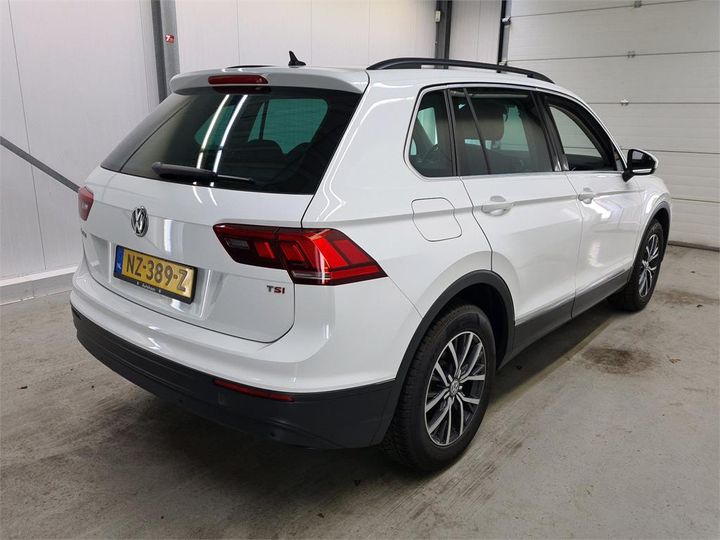 Photo 7 VIN: WVGZZZ5NZHW928230 - VOLKSWAGEN TIGUAN 