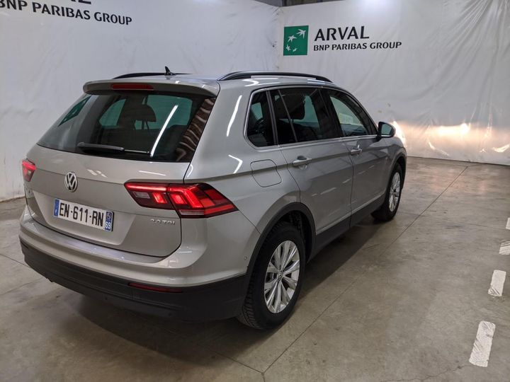 Photo 3 VIN: WVGZZZ5NZHW929674 - VOLKSWAGEN TIGUAN 