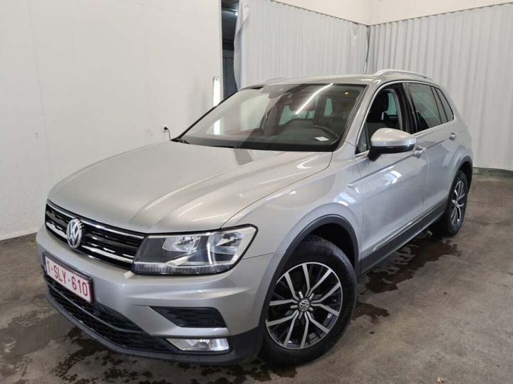 Photo 1 VIN: WVGZZZ5NZHW935438 - VOLKSWAGEN TIGUAN 