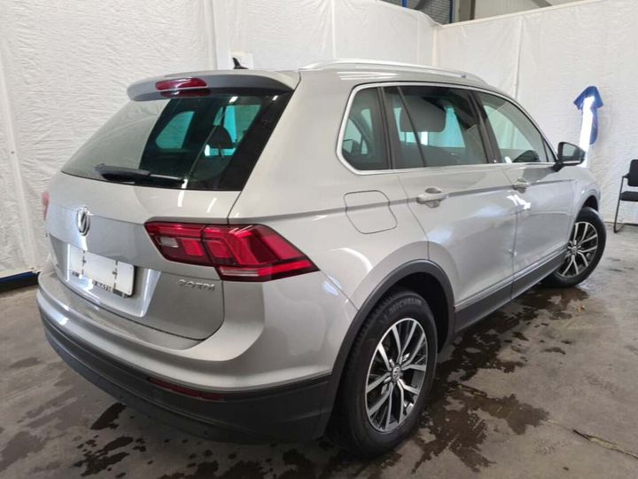 Photo 2 VIN: WVGZZZ5NZHW935438 - VOLKSWAGEN TIGUAN 