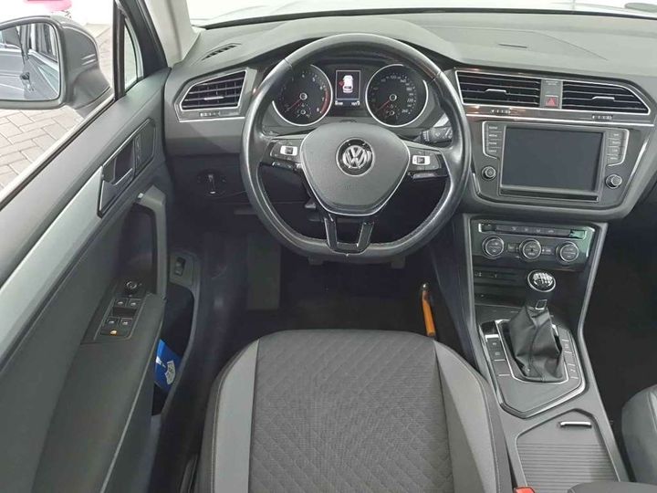 Photo 7 VIN: WVGZZZ5NZHW935624 - VOLKSWAGEN TIGUAN 