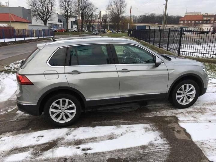 Photo 7 VIN: WVGZZZ5NZHW937054 - VOLKSWAGEN TIGUAN SUV 