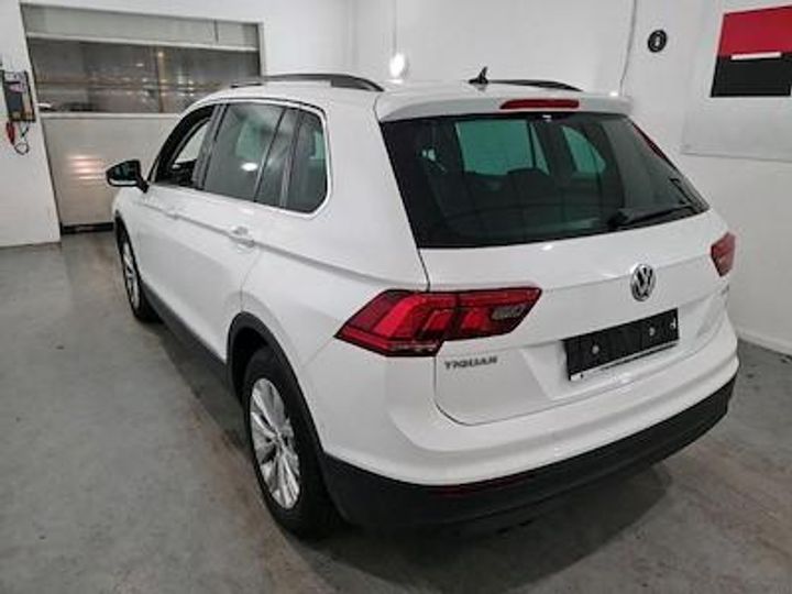 Photo 3 VIN: WVGZZZ5NZHW937065 - VOLKSWAGEN TIGUAN DIESEL - 2016 