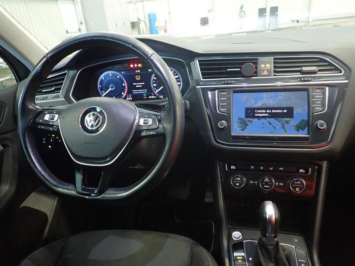 Photo 6 VIN: WVGZZZ5NZHW938355 - VOLKSWAGEN TIGUAN 