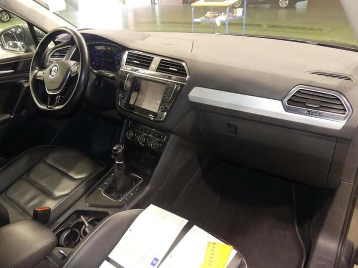 Photo 4 VIN: WVGZZZ5NZHW940412 - VOLKSWAGEN TIGUAN 