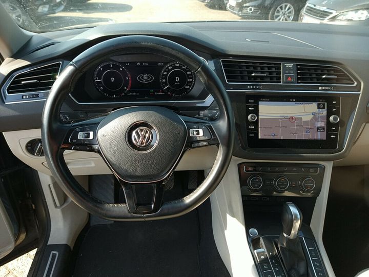 Photo 17 VIN: WVGZZZ5NZJM054732 - VOLKSWAGEN TIGUAN 