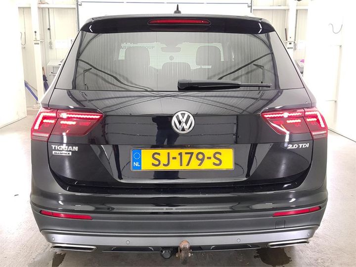 Photo 25 VIN: WVGZZZ5NZJM121535 - VOLKSWAGEN TIGUAN 