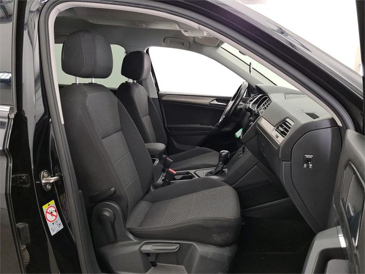 Photo 3 VIN: WVGZZZ5NZJM121535 - VOLKSWAGEN TIGUAN 