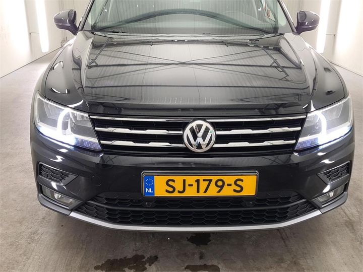 Photo 5 VIN: WVGZZZ5NZJM121535 - VOLKSWAGEN TIGUAN 