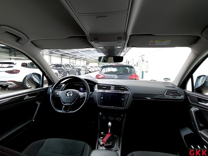 Photo 17 VIN: WVGZZZ5NZJM134972 - VOLKSWAGEN TIGUAN 