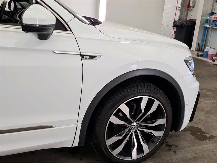 Photo 21 VIN: WVGZZZ5NZJM152429 - VOLKSWAGEN TIGUAN 