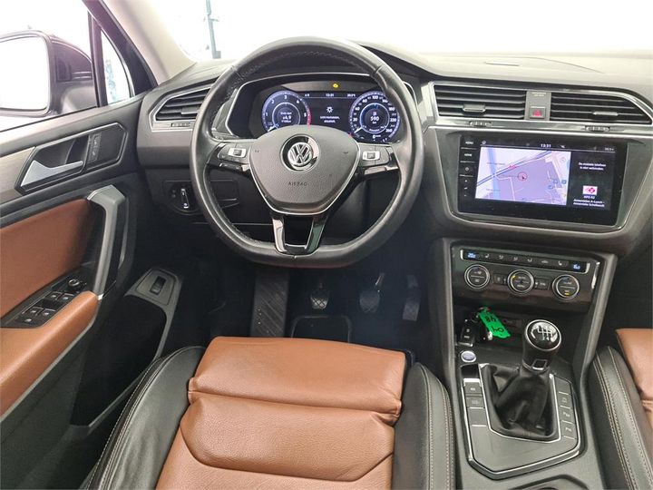 Photo 10 VIN: WVGZZZ5NZJM153014 - VOLKSWAGEN TIGUAN 