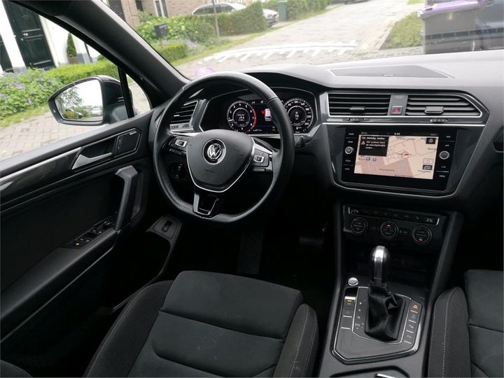 Photo 6 VIN: WVGZZZ5NZJM158480 - VOLKSWAGEN TIGUAN 