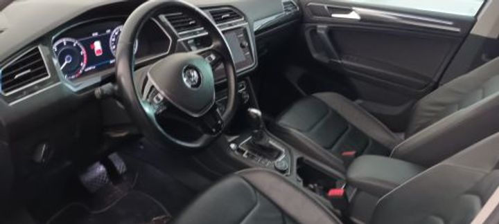 Photo 15 VIN: WVGZZZ5NZJM164922 - VOLKSWAGEN TIGUAN 