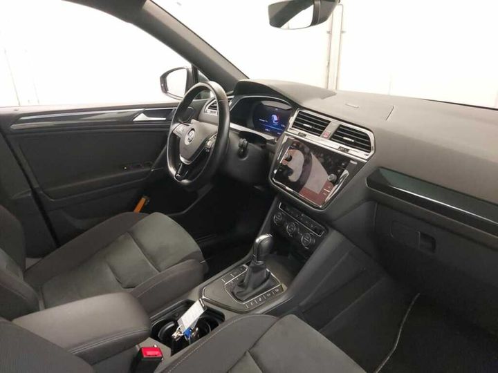 Photo 3 VIN: WVGZZZ5NZJM173634 - VOLKSWAGEN TIGUAN 