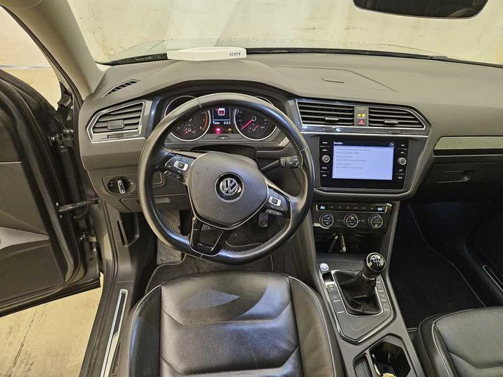 Photo 15 VIN: WVGZZZ5NZJM175065 - VW TIGUAN 