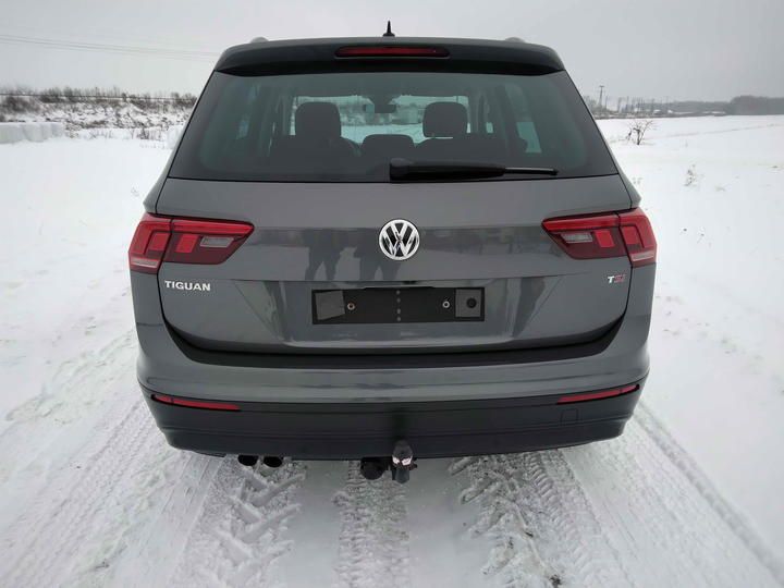 Photo 4 VIN: WVGZZZ5NZJW301154 - VOLKSWAGEN TIGUAN SUV 