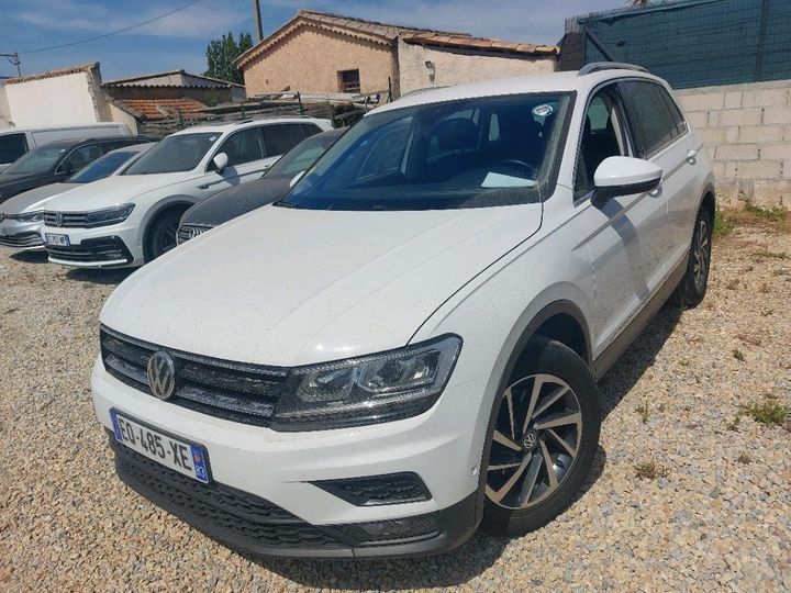 Photo 1 VIN: WVGZZZ5NZJW303133 - VOLKSWAGEN TIGUAN 