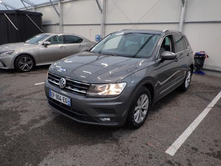 Photo 1 VIN: WVGZZZ5NZJW308241 - VOLKSWAGEN TIGUAN 