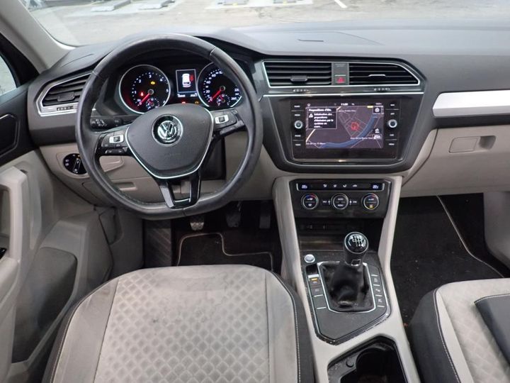 Photo 6 VIN: WVGZZZ5NZJW308241 - VOLKSWAGEN TIGUAN 