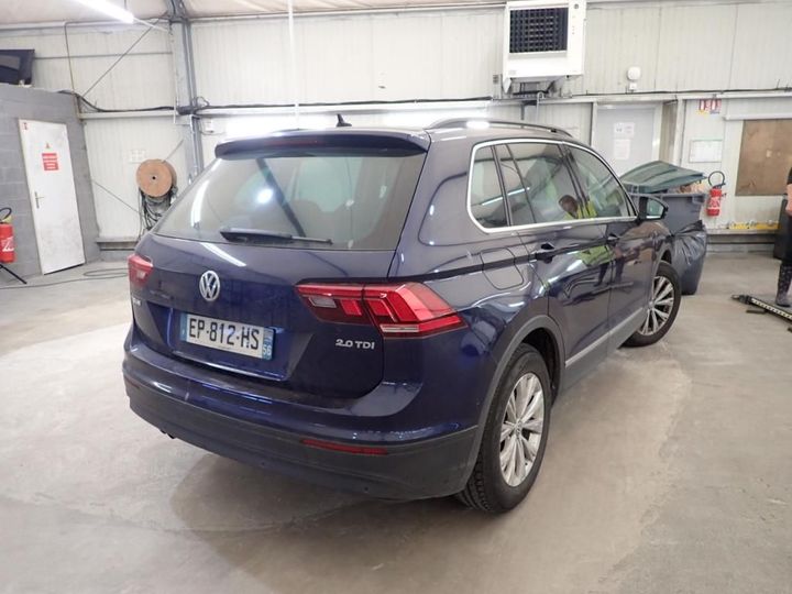 Photo 2 VIN: WVGZZZ5NZJW309419 - VOLKSWAGEN TIGUAN 