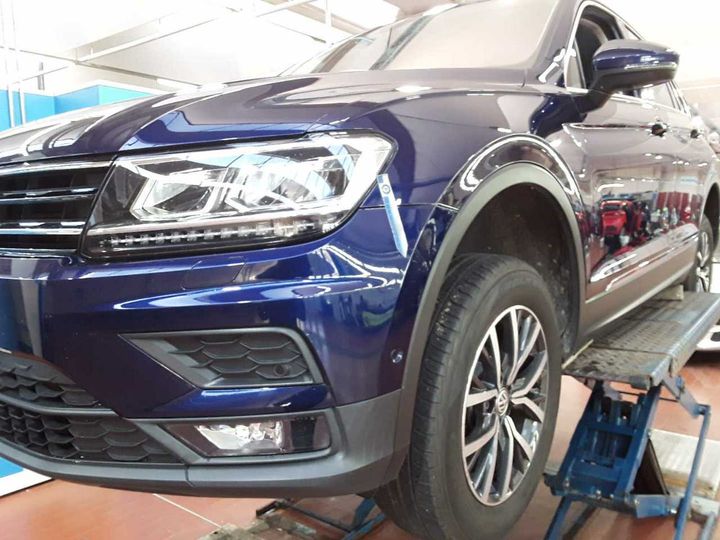 Photo 32 VIN: WVGZZZ5NZJW310422 - VOLKSWAGEN TIGUAN 2.0 TDI SCR 