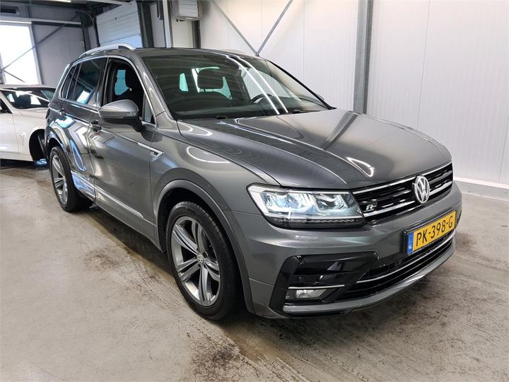 Photo 2 VIN: WVGZZZ5NZJW310844 - VOLKSWAGEN TIGUAN 