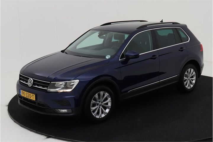 Photo 1 VIN: WVGZZZ5NZJW311126 - VOLKSWAGEN TIGUAN 