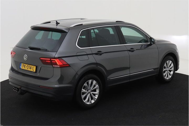 Photo 3 VIN: WVGZZZ5NZJW311632 - VOLKSWAGEN TIGUAN 