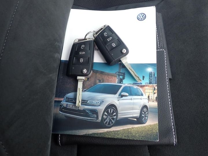 Photo 6 VIN: WVGZZZ5NZJW313601 - VOLKSWAGEN TIGUAN 