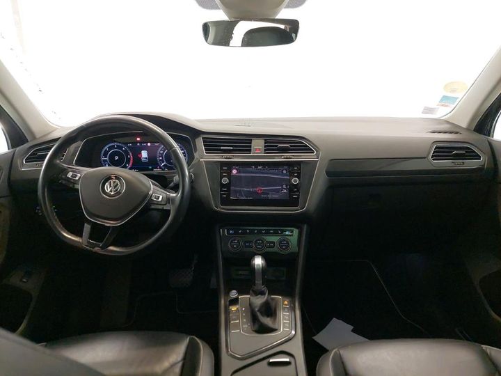 Photo 2 VIN: WVGZZZ5NZJW318327 - VW TIGUAN 