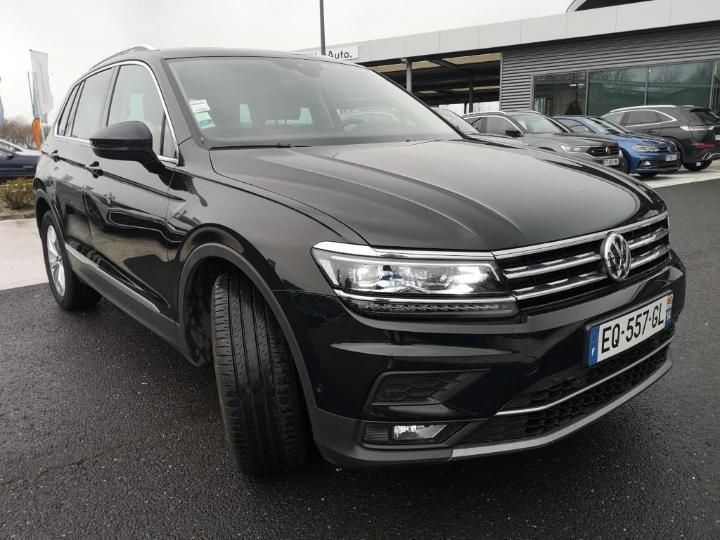 Photo 5 VIN: WVGZZZ5NZJW318544 - VOLKSWAGEN TIGUAN 