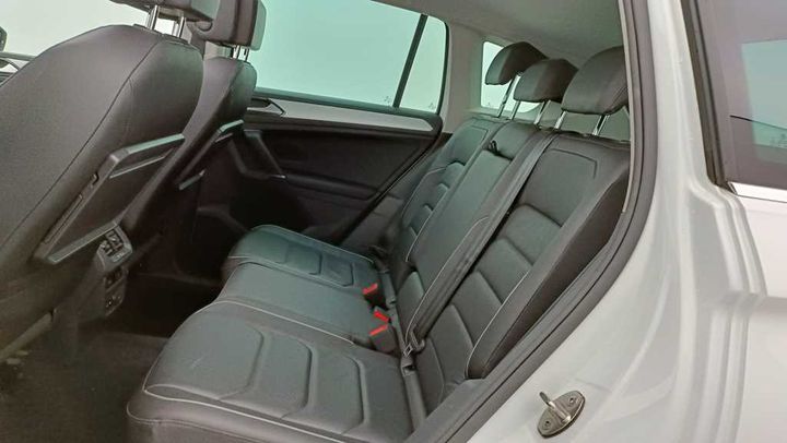 Photo 10 VIN: WVGZZZ5NZJW320525 - VOLKSWAGEN TIGUAN &#3916 