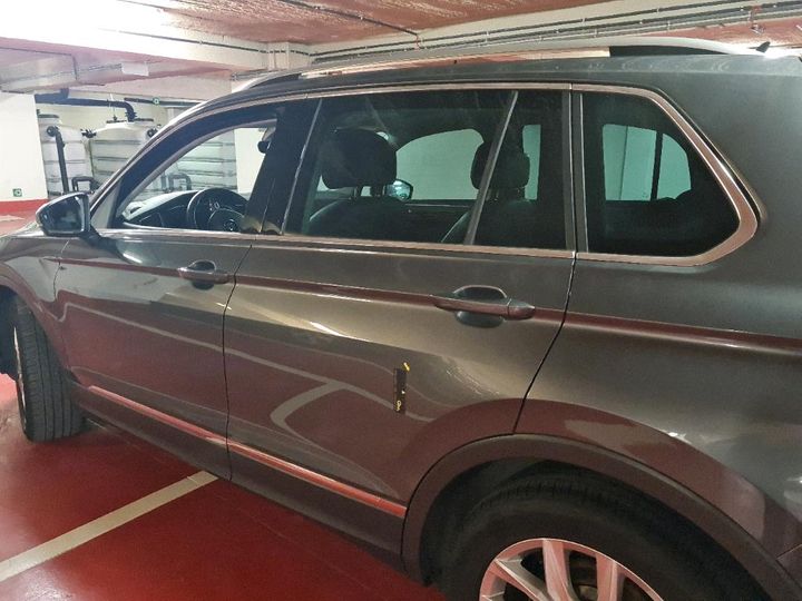 Photo 33 VIN: WVGZZZ5NZJW321316 - VOLKSWAGEN TIGUAN 