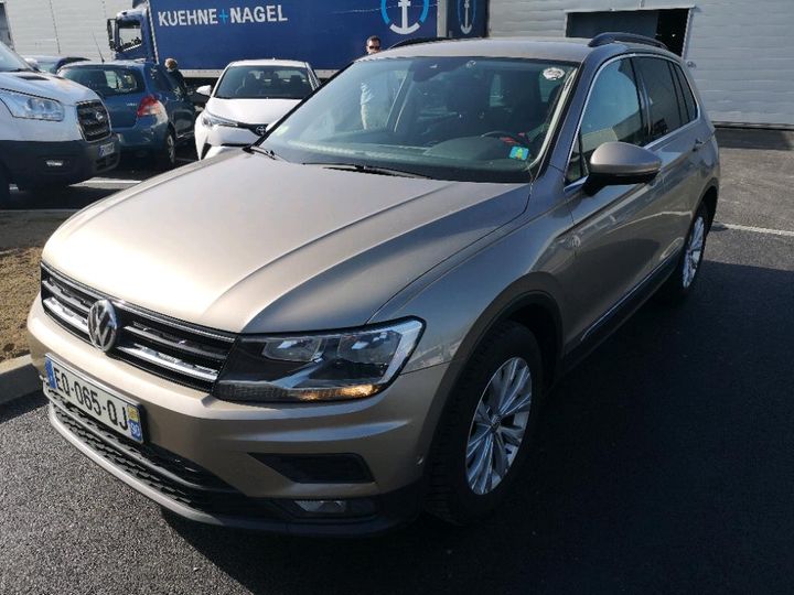 Photo 1 VIN: WVGZZZ5NZJW322351 - VOLKSWAGEN TIGUAN 