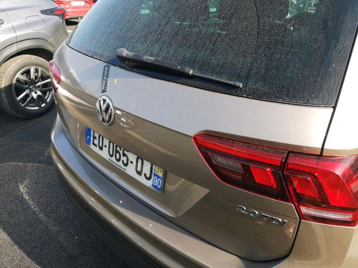 Photo 32 VIN: WVGZZZ5NZJW322351 - VOLKSWAGEN TIGUAN 