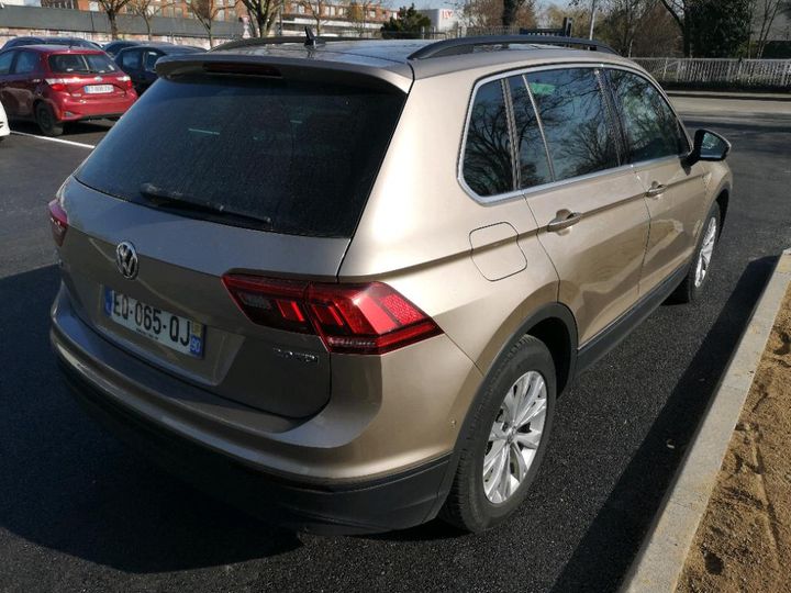 Photo 4 VIN: WVGZZZ5NZJW322351 - VOLKSWAGEN TIGUAN 