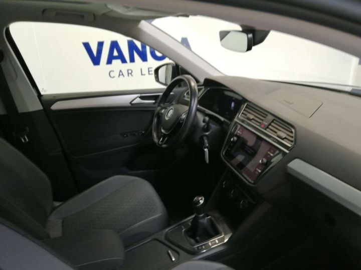 Photo 3 VIN: WVGZZZ5NZJW322645 - VOLKSWAGEN TIGUAN 