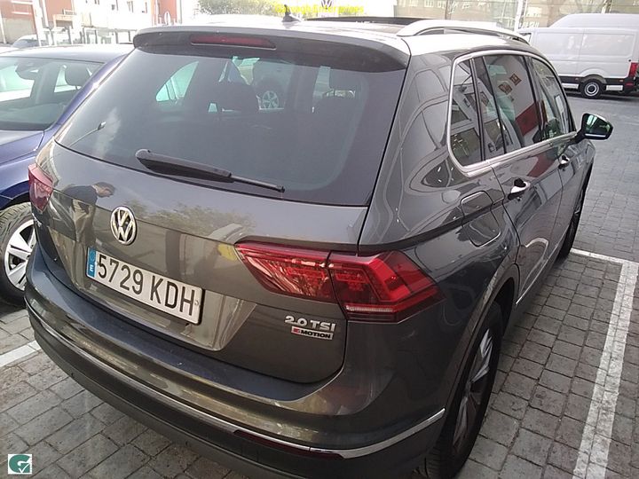 Photo 23 VIN: WVGZZZ5NZJW323765 - VOLKSWAGEN TIGUAN 